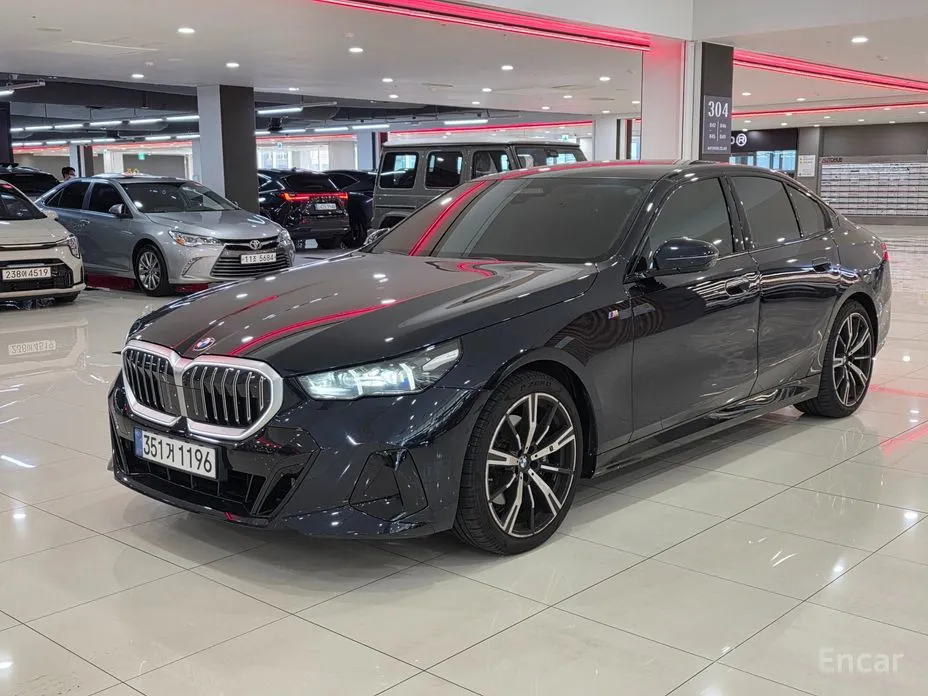 BMW 5 Series 2023 530i xDrive M Sport
