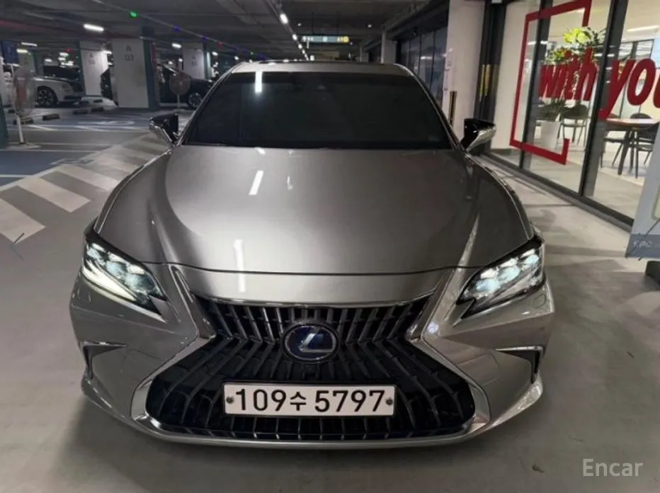 2018 Lexus ES