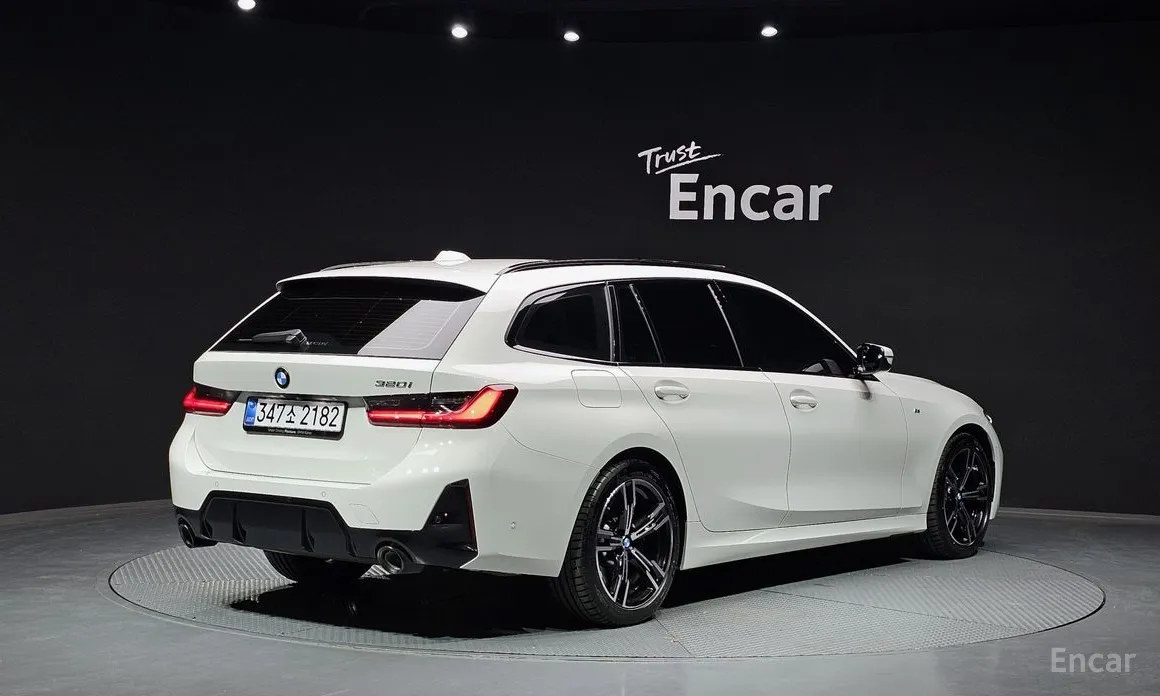 BMW 3 Series 2019 320i Touring M Sports