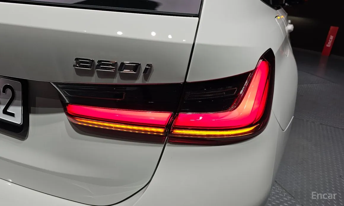 BMW 3 Series 2019 320i Touring M Sports