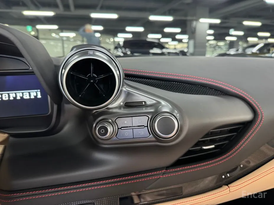 Ferrari F8 2019 3.9 V8