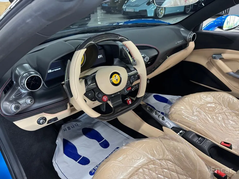 Ferrari F8 2019 3.9 V8