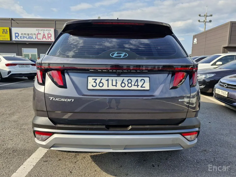 Фото 4 - Hyundai Tucson