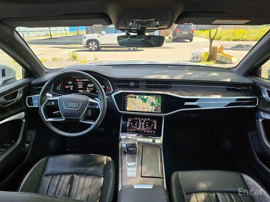 Фото 16 - Audi A6