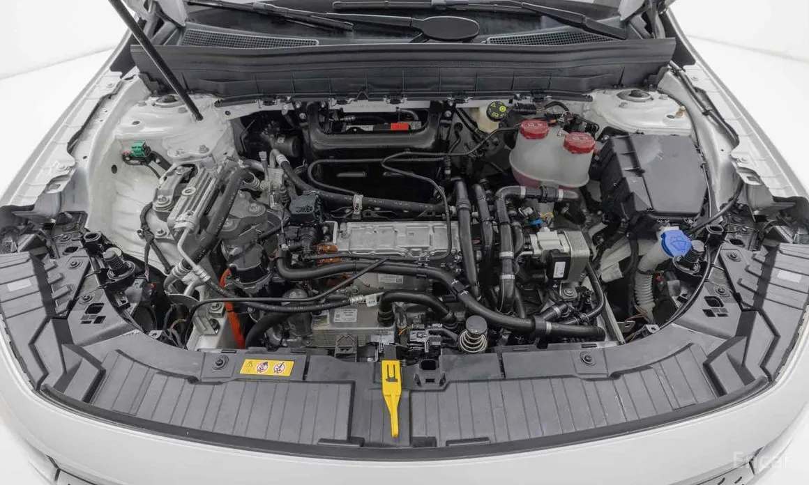 Фото 7 - Mercedes-Benz EQB