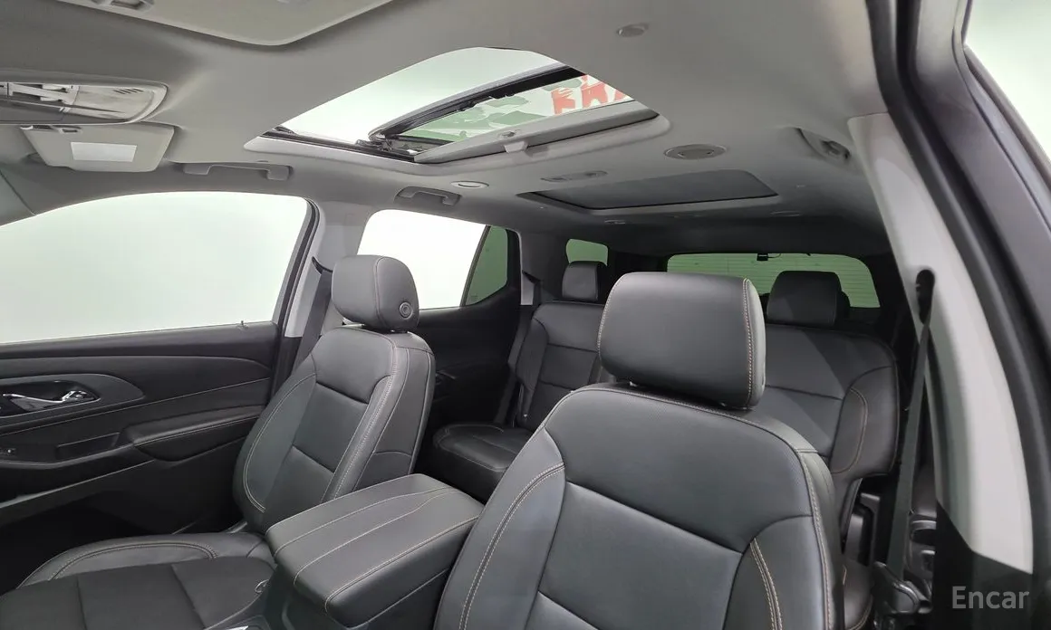 Фото 11 - Chevrolet Traverse