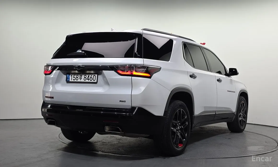 Фото 2 - Chevrolet Traverse