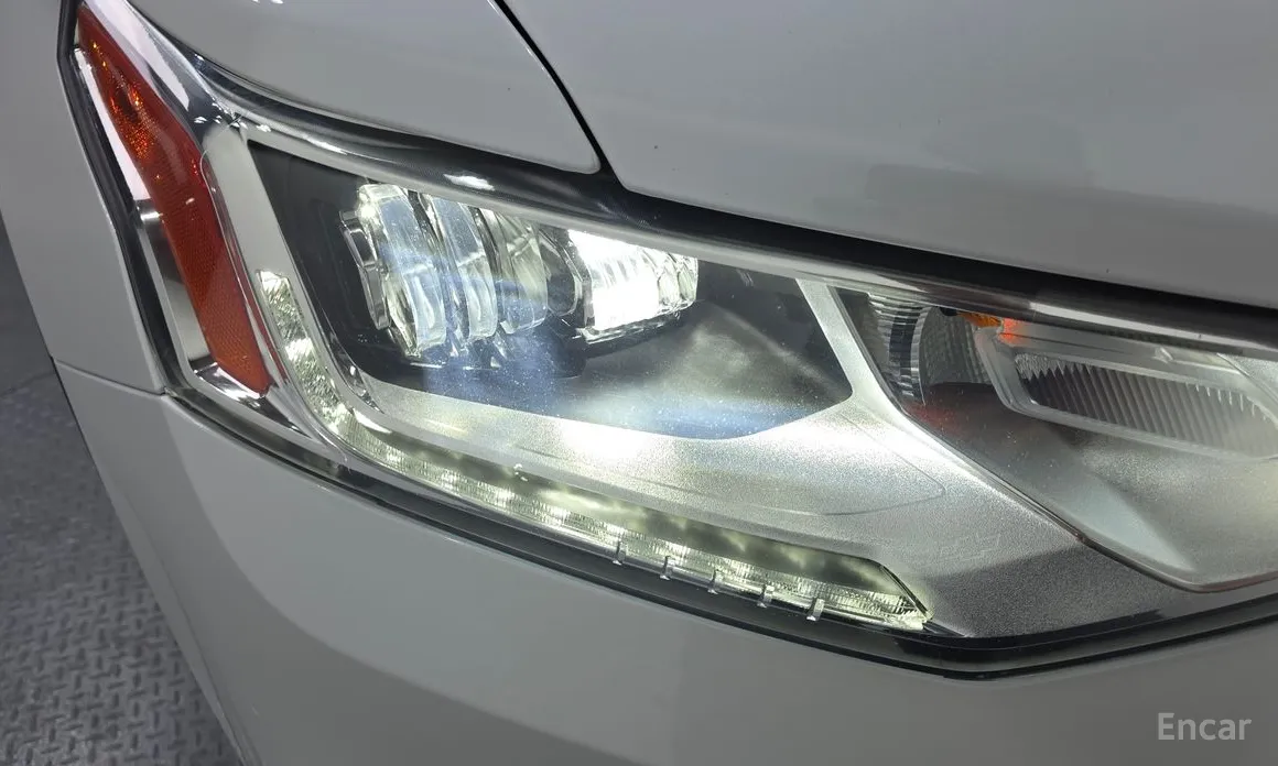 Фото 22 - Chevrolet Traverse