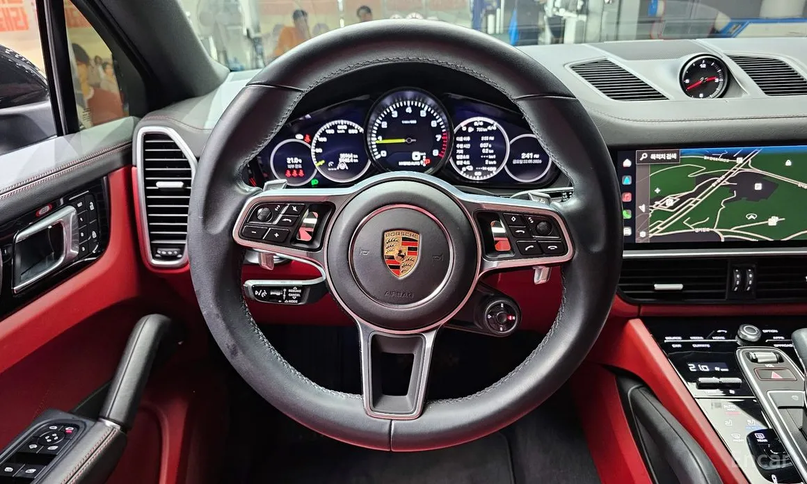 Porsche Cayenne 2019 3.0 E-HYBRID COUPE PLATINUM EDITION
