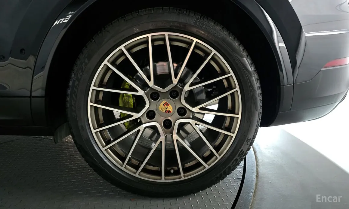 Porsche Cayenne 2019 3.0 E-HYBRID COUPE PLATINUM EDITION