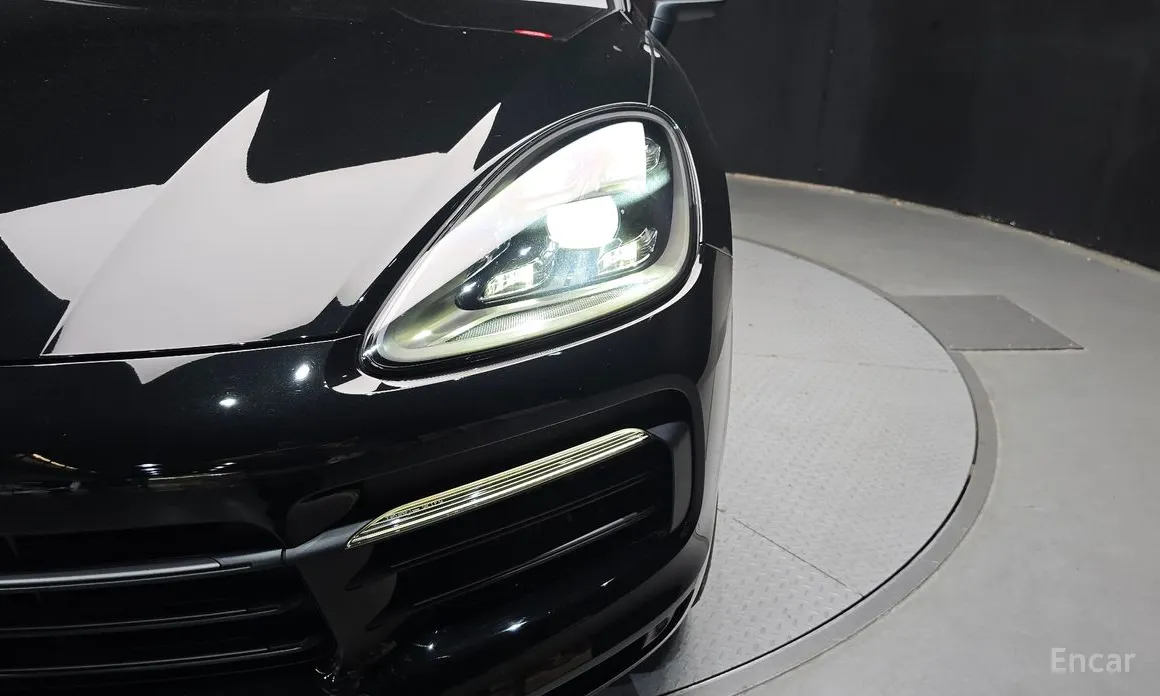 Porsche Cayenne 2019 3.0 E-HYBRID COUPE PLATINUM EDITION