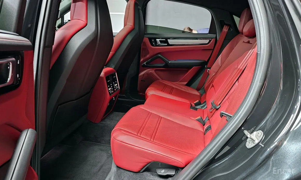 Porsche Cayenne 2019 3.0 E-HYBRID COUPE PLATINUM EDITION