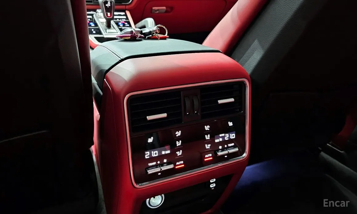 Porsche Cayenne 2019 3.0 E-HYBRID COUPE PLATINUM EDITION