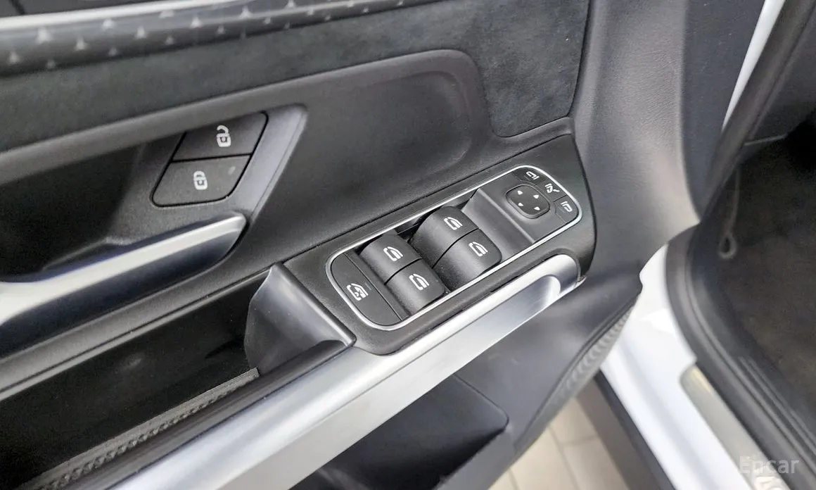 Mercedes-Benz GLB-Class 2020 GLB250 4MATIC