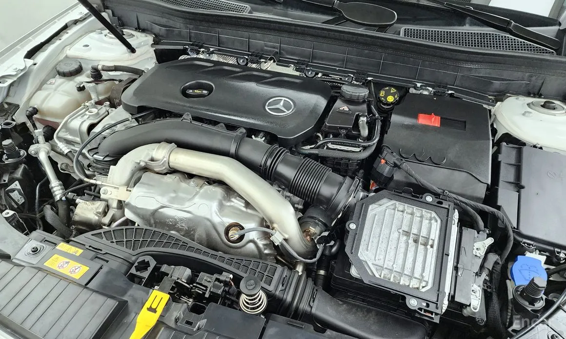 Mercedes-Benz GLB-Class 2020 GLB250 4MATIC