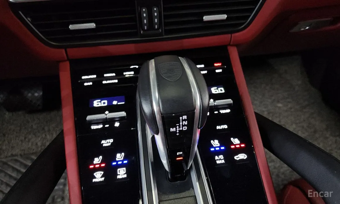 Porsche Cayenne 2019 3.0 PLATINUM EDITION