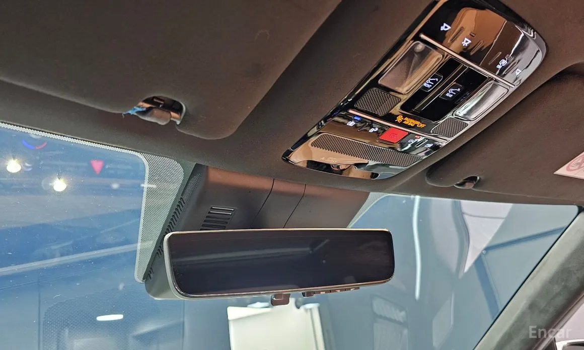 Фото 28 - Hyundai Santa Fe