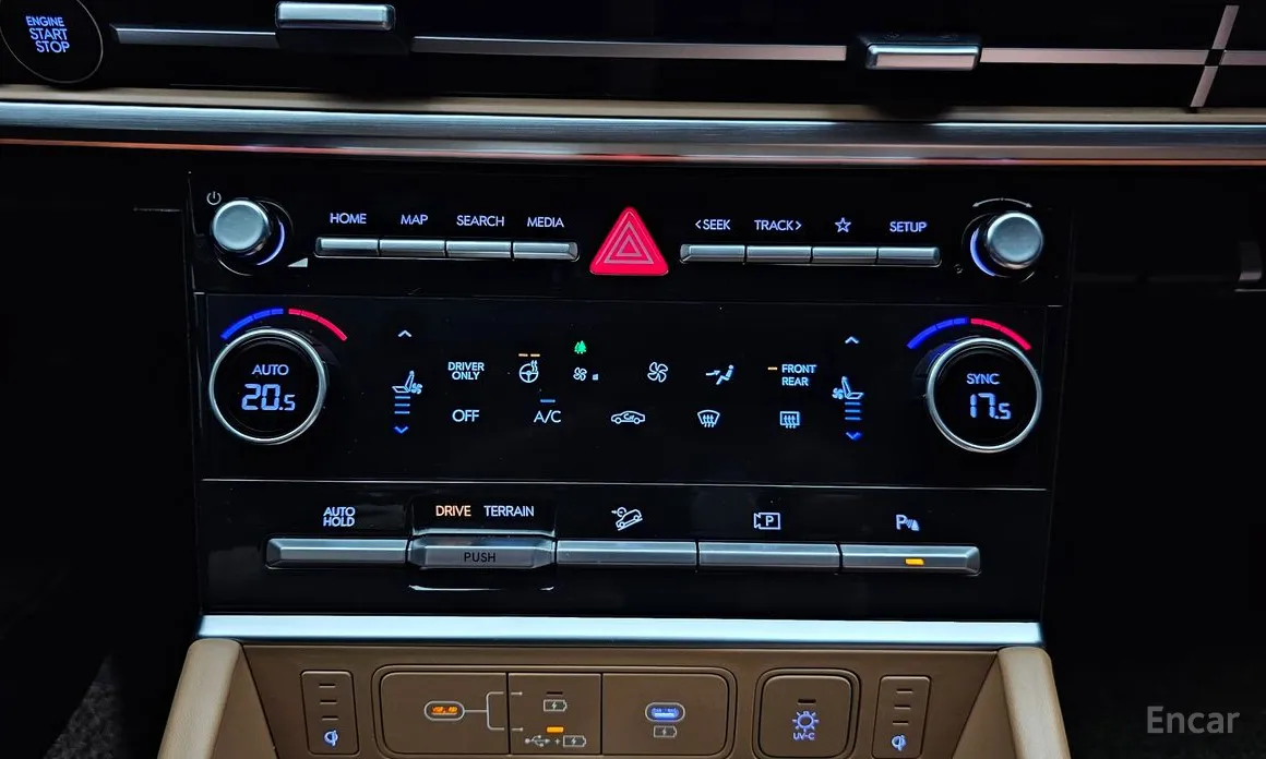 Фото 31 - Hyundai Santa Fe