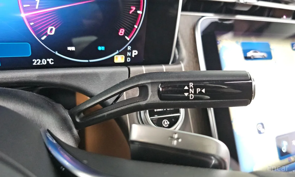 Mercedes-Benz E-Class 2024 E300 4MATIC Exclusive