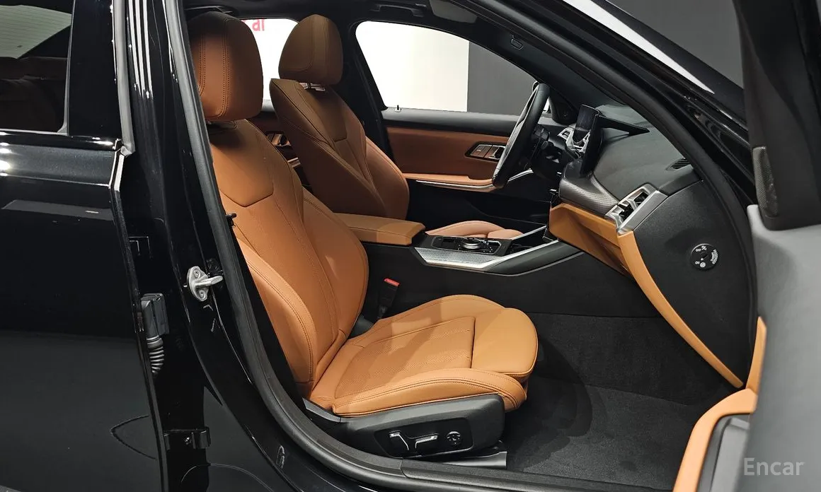 BMW 3 Series 2019 320i M Sport
