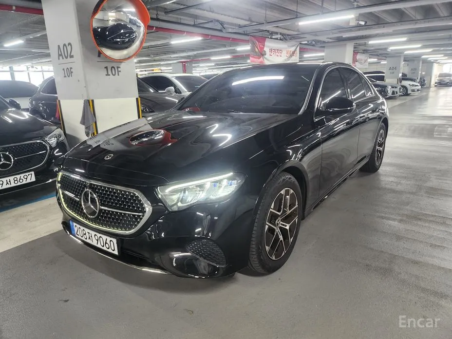 Mercedes-Benz E-Class 2024 E200 Avantgarde