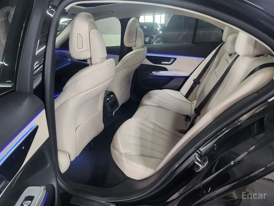 Mercedes-Benz E-Class 2024 E200 Avantgarde