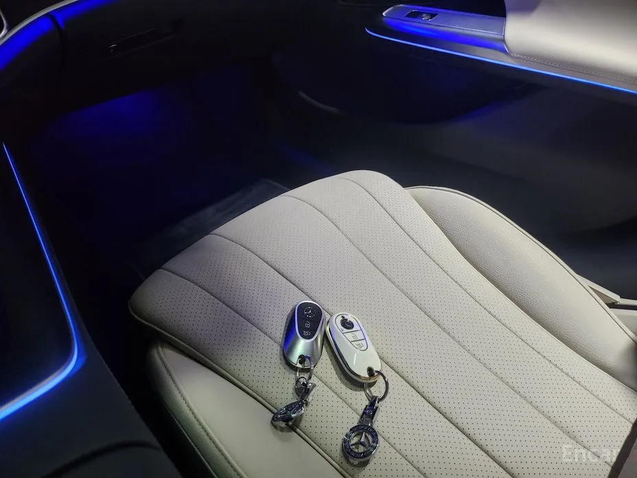 Mercedes-Benz E-Class 2024 E200 Avantgarde