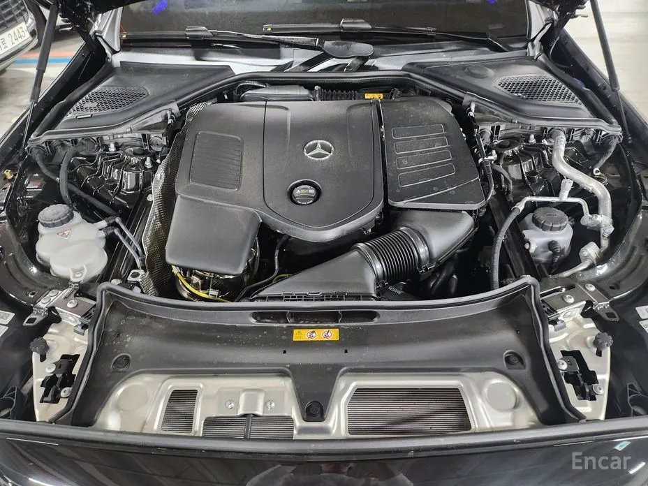 Mercedes-Benz E-Class 2024 E200 Avantgarde