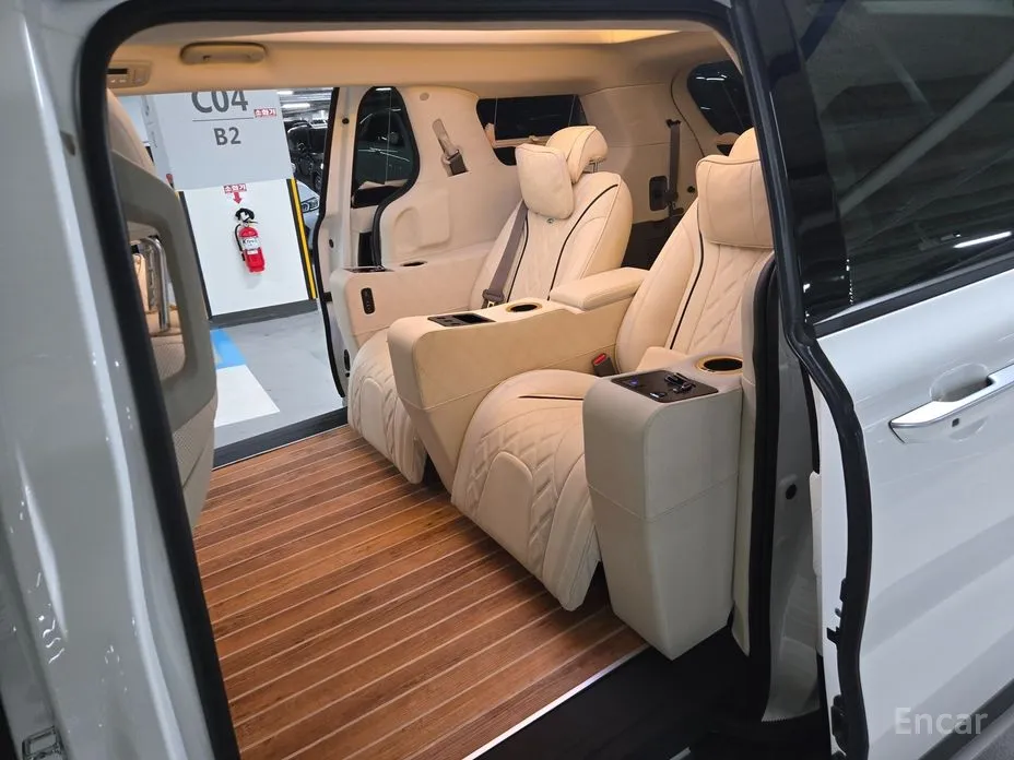 Фото 15 - Kia Carnival