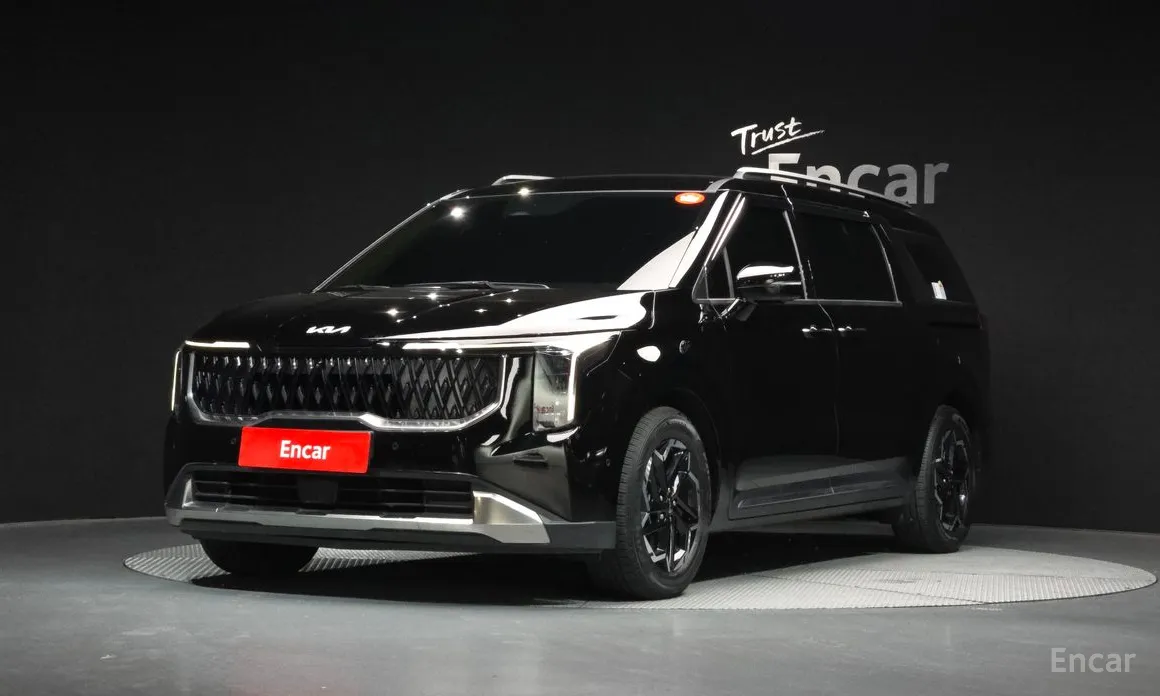 Фото 1 - Kia Carnival