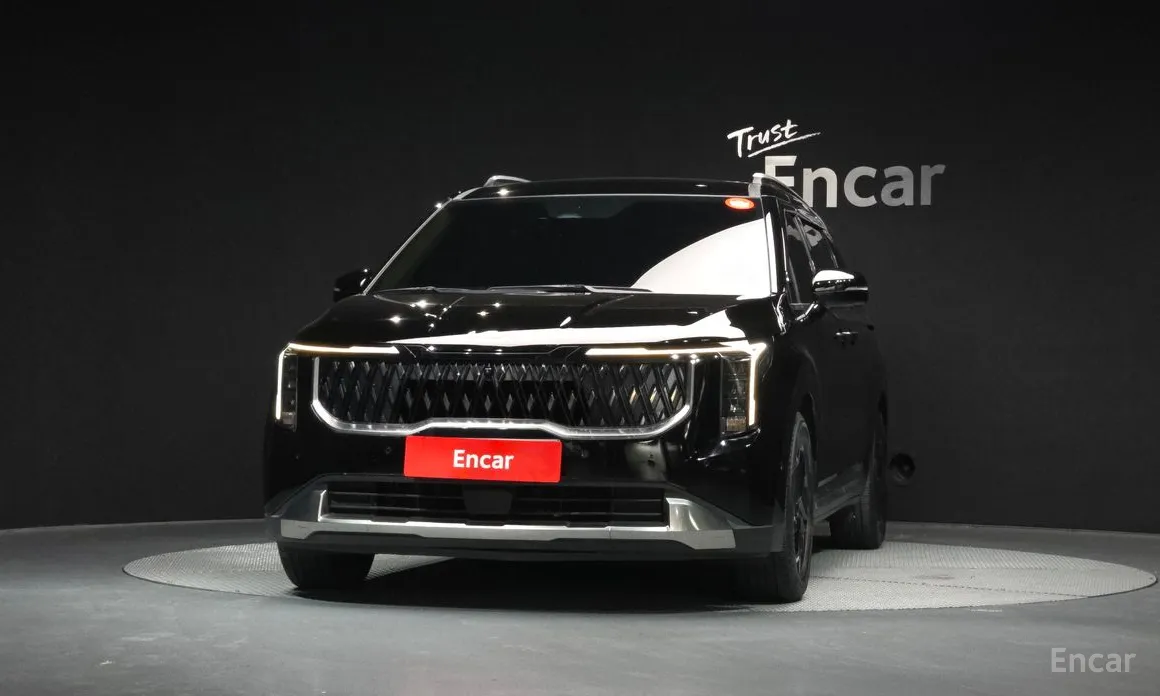 Фото 3 - Kia Carnival