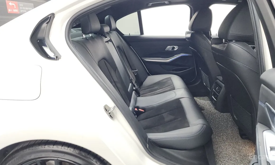 BMW 3 Series 2019 320d xDrive M Sport