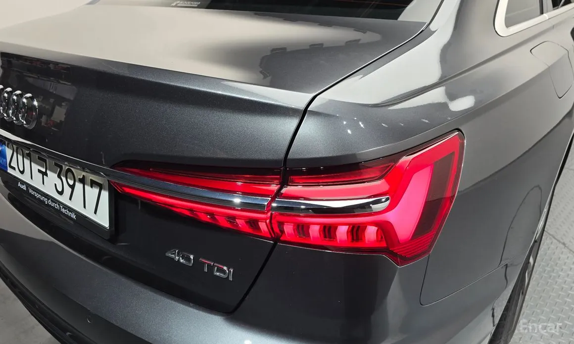 Фото 23 - Audi A6