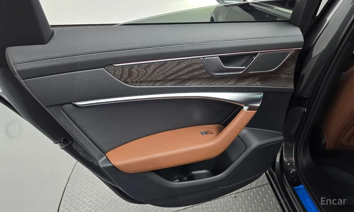 Фото 25 - Audi A6