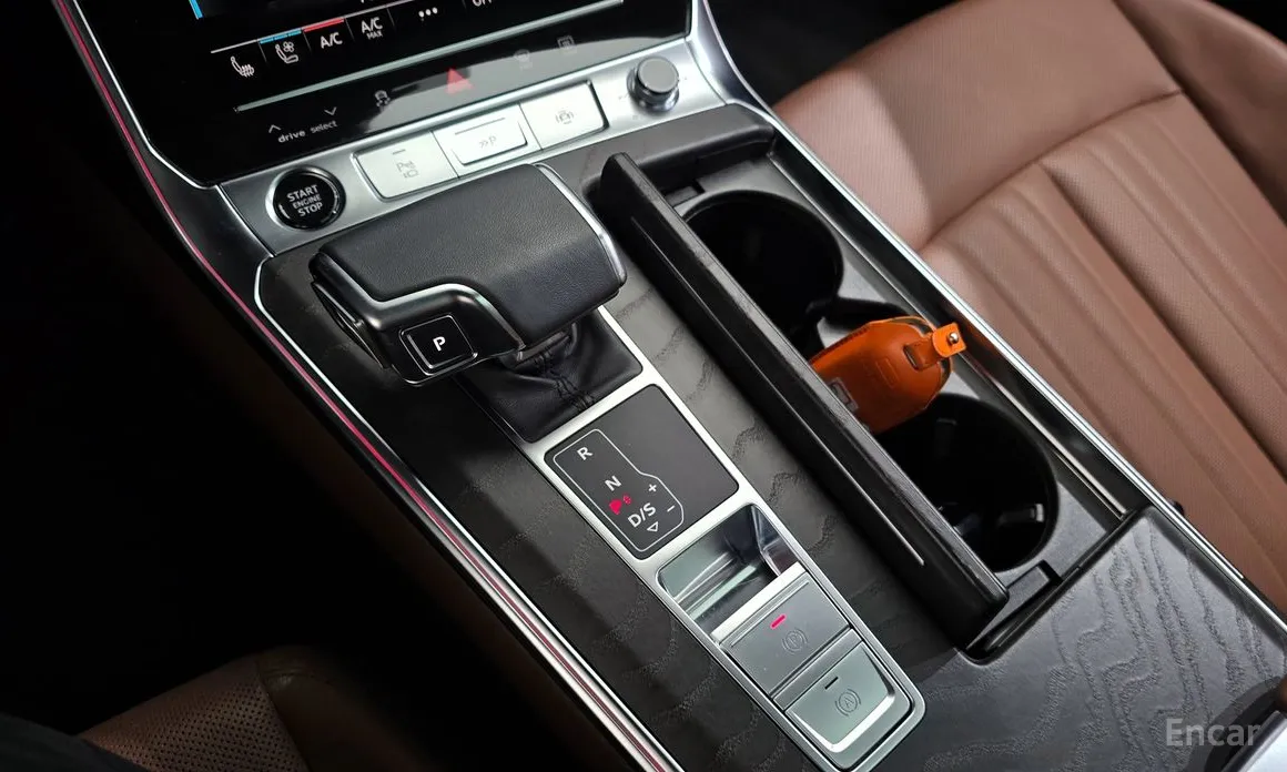 Фото 9 - Audi A6