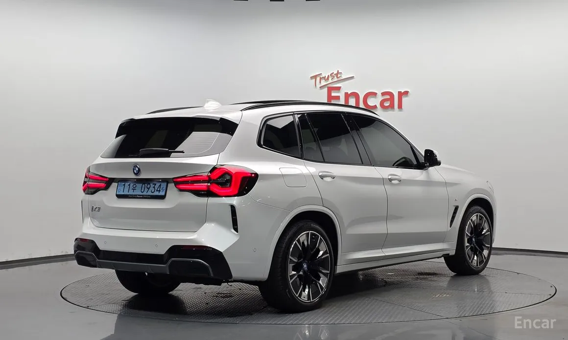 BMW iX3 2021 M Sports