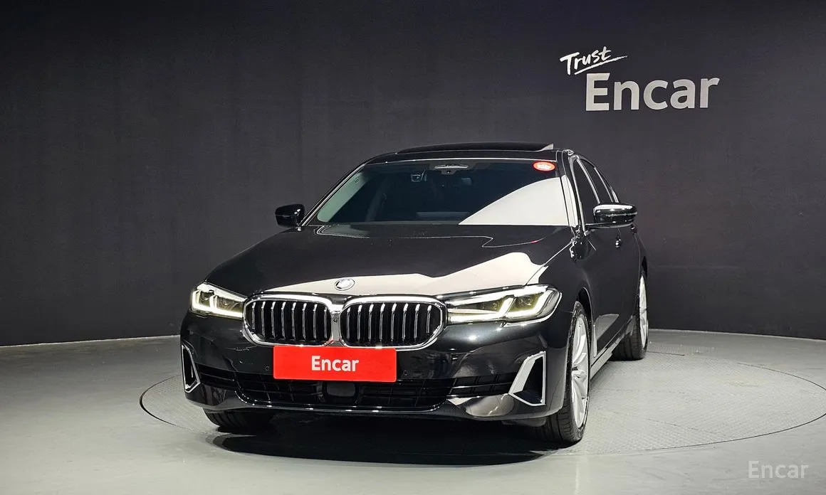 Фото 3 - BMW 5 Series
