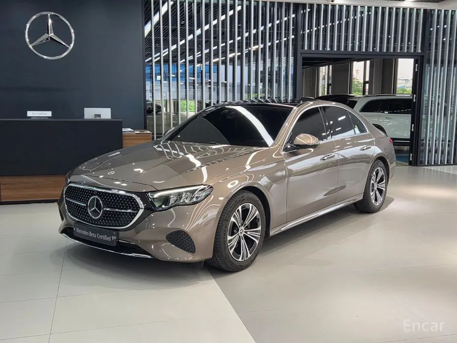 Mercedes-Benz E-Class 2024 E200 Avantgarde