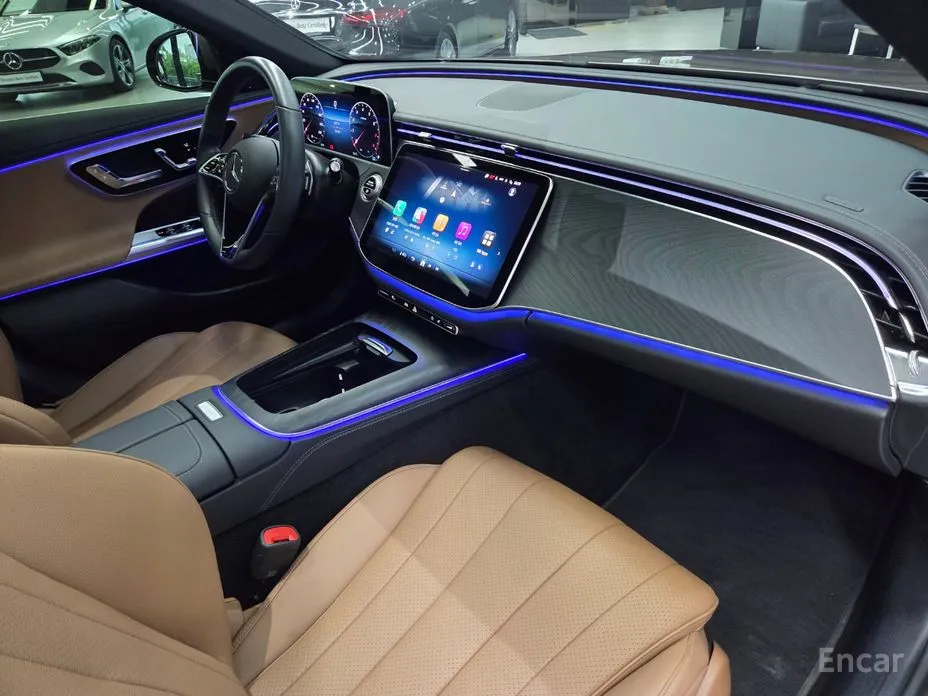Mercedes-Benz E-Class 2024 E200 Avantgarde