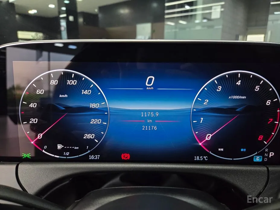 Mercedes-Benz E-Class 2024 E200 Avantgarde