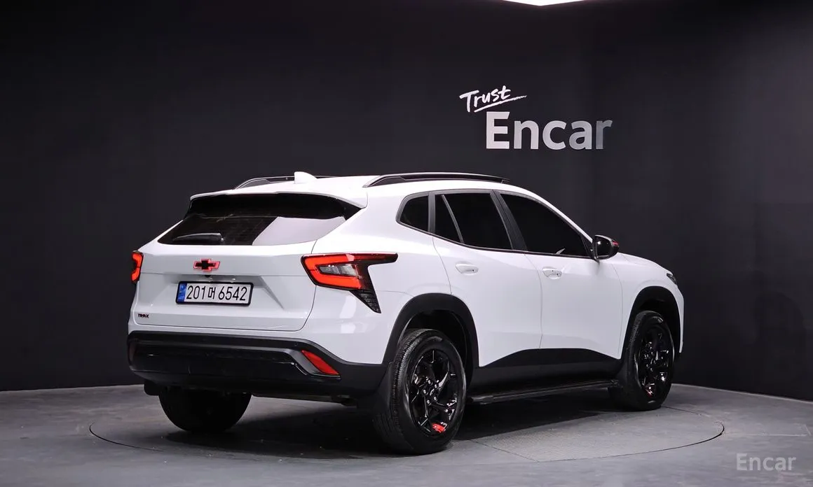 Фото 2 - Chevrolet Trax