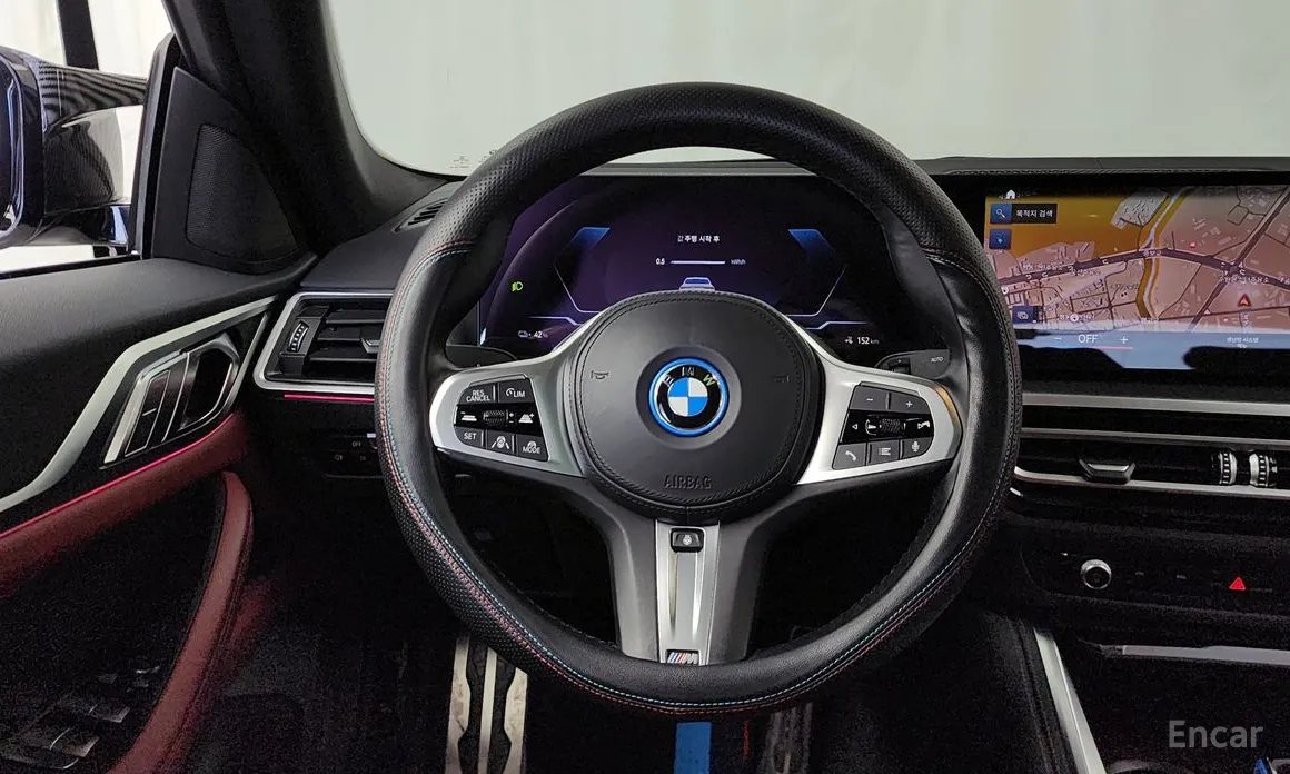 Фото 14 - BMW i4