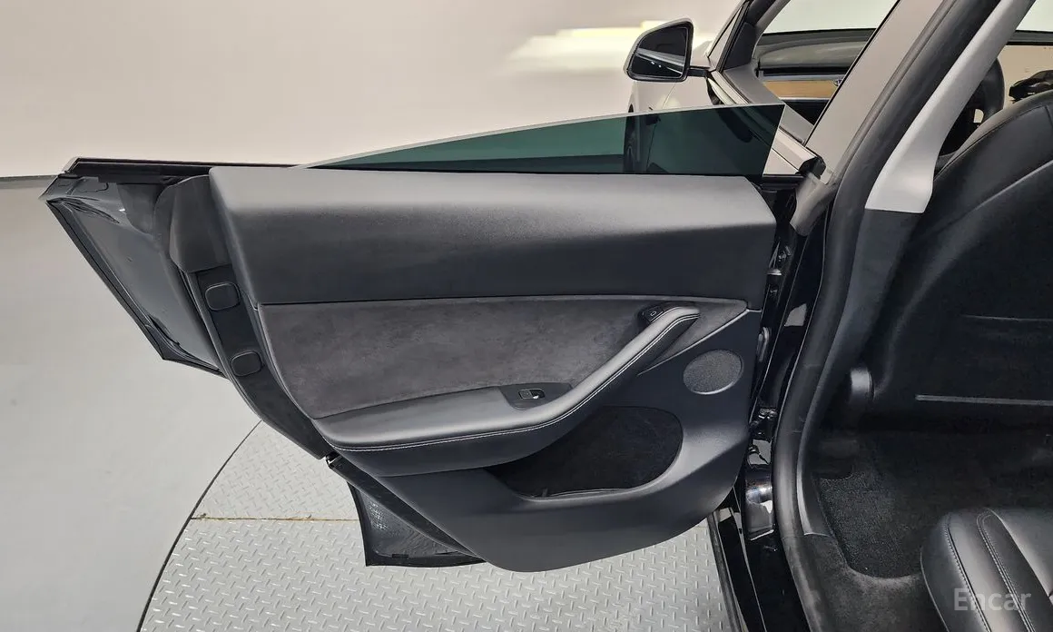 Tesla Model Y 2020 RWD