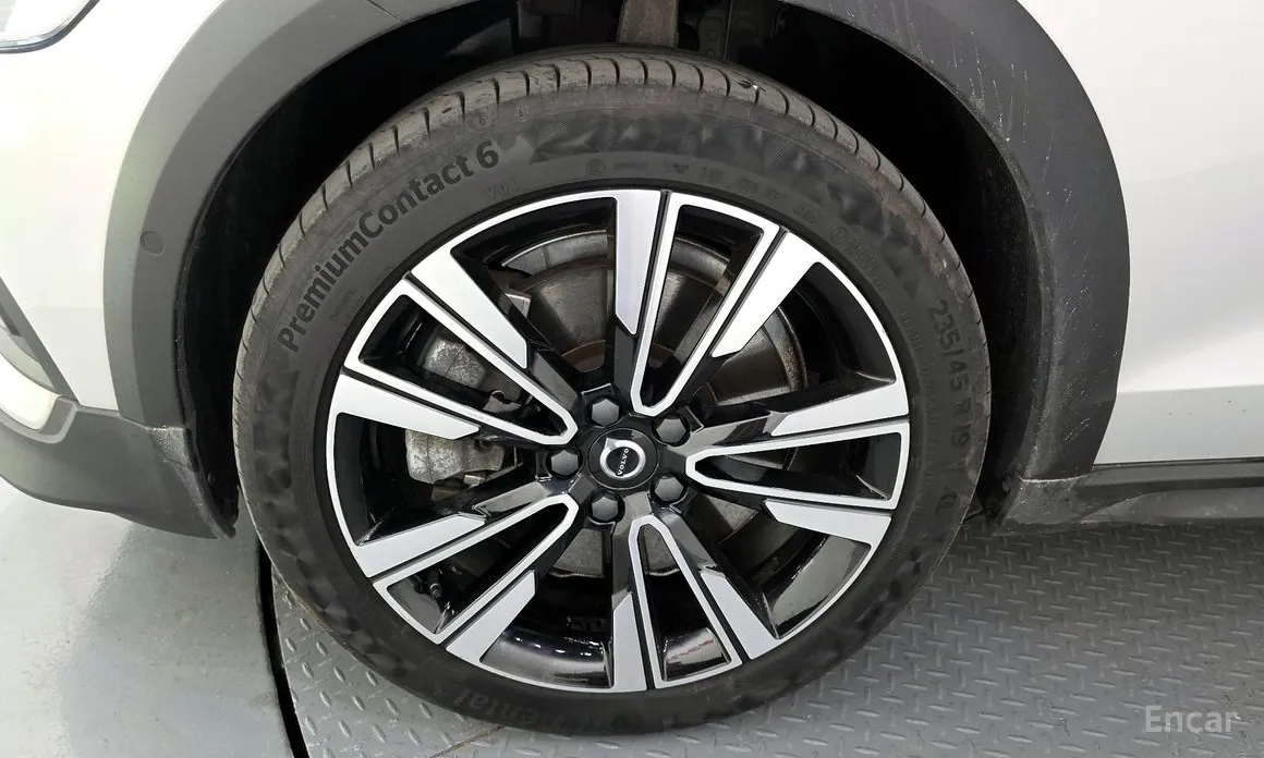 Volvo V60 2019 B5 Ultimate AWD
