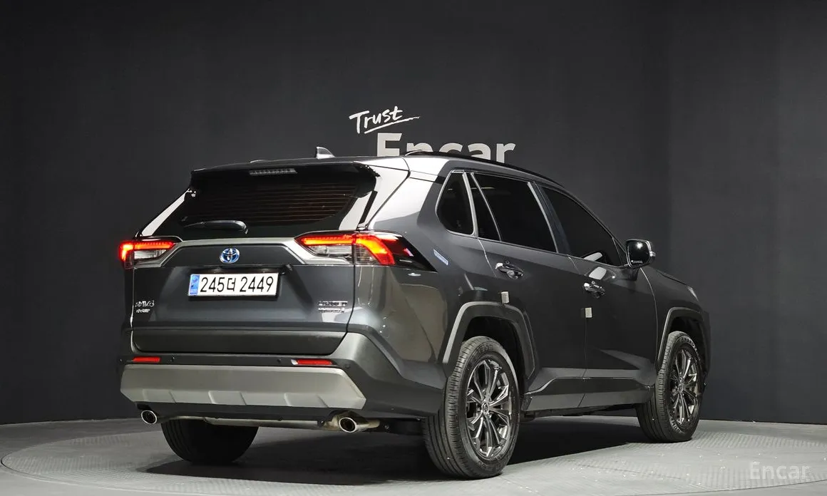 Toyota RAV4 2019 2,5 4WD Hybrid LTD
