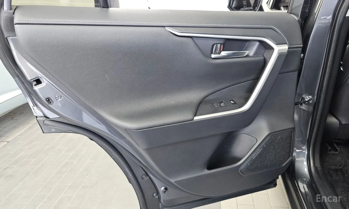 Toyota RAV4 2019 2,5 4WD Hybrid LTD