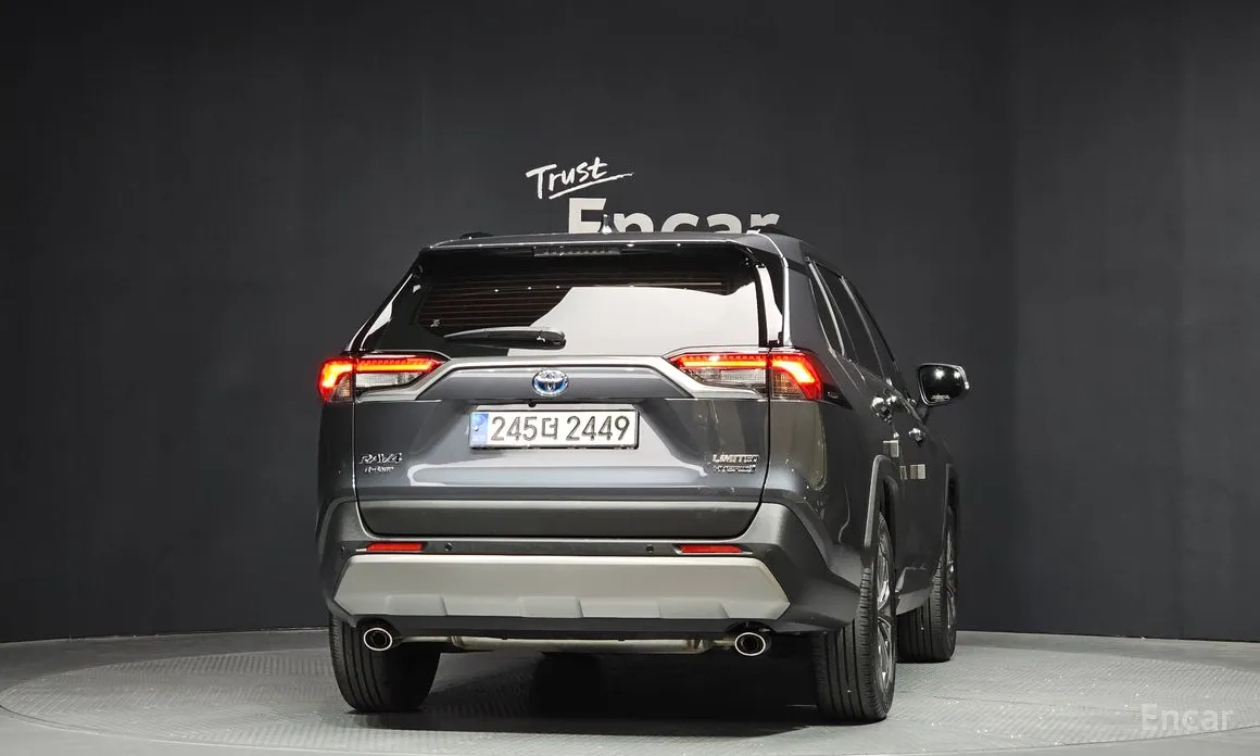 Toyota RAV4 2019 2,5 4WD Hybrid LTD