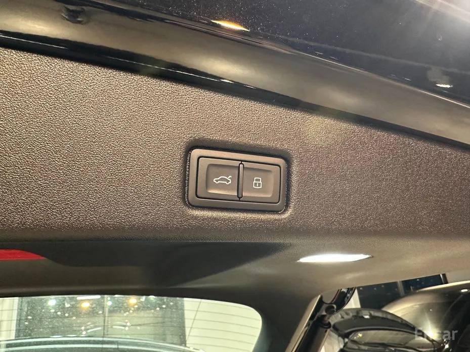 Audi Q5 2025 40 TDI Quattro S Line Black Edition