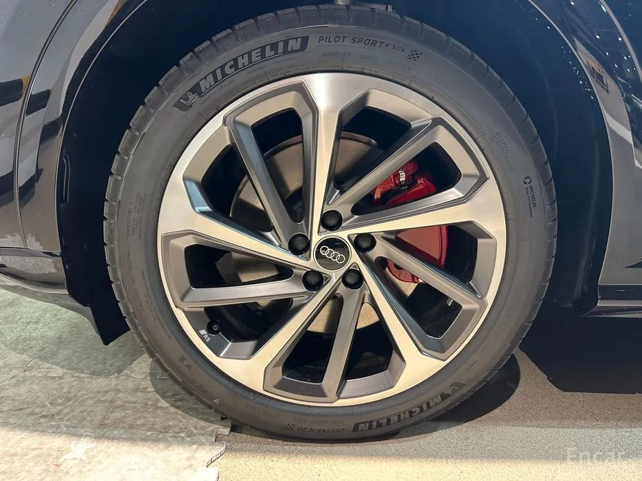 Audi Q5 2025 40 TDI Quattro S Line Black Edition