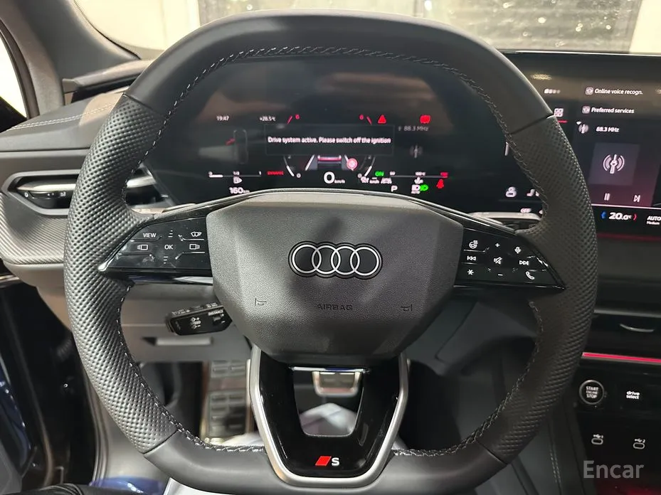 Audi Q5 2025 40 TDI Quattro S Line Black Edition